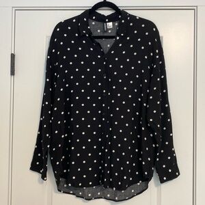 H & M Women’s Black/White Polka Dot Tunic Blouse Medium